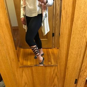 M/L black workout leggings